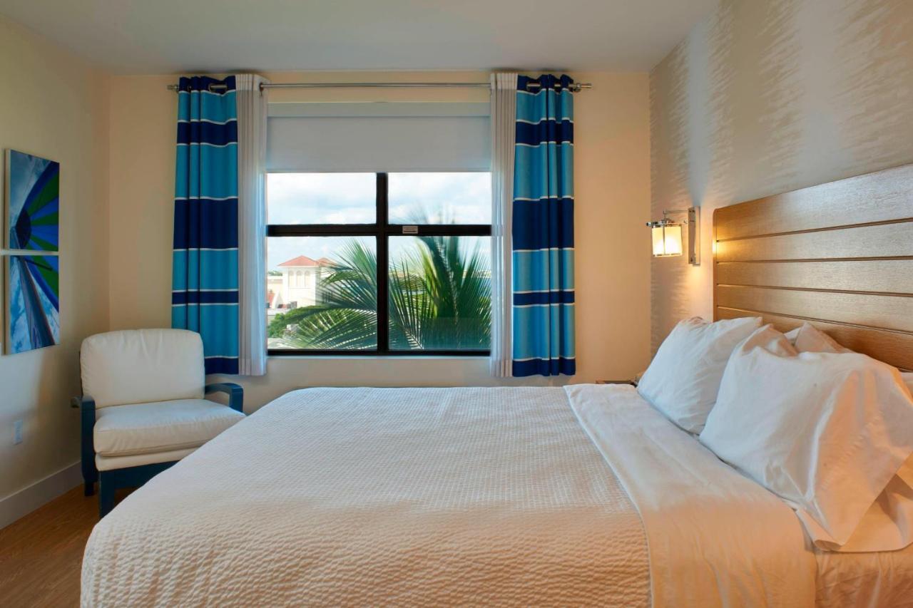 Four Points By Sheraton Punta Gorda Harborside Exterior photo